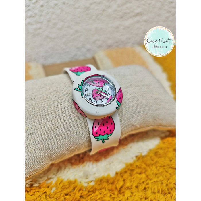 Montre Fraises avec bracelet à claquer