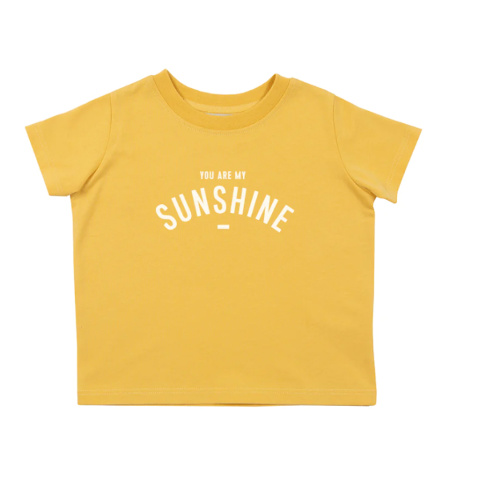 T-shirt moutarde "you are my sunshine" 6 ans